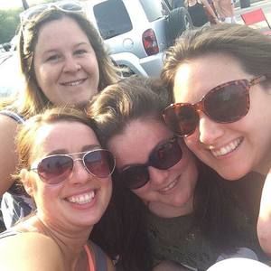 Meet your Posher, Caitlin